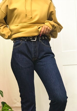 VINTAGE BLUE LEVI'S JEANS