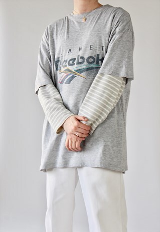 VINTAGE REEBOK T-SHIRT