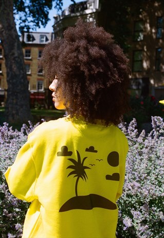 DREAM BUT DO NOT SLEEP YELLOW SWEATSHIRT WITH ISLAND PRINT