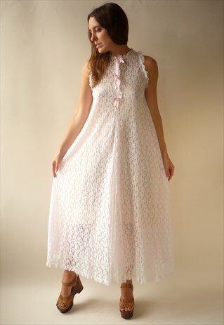 1970'S VINTAGE ROMANTIC FULL LENGTH LACE & BOW PETTICOAT