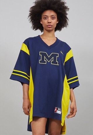 90S SUPER OVERSIZED MIDNIGHT BLUE SHORT-SLEEVED NIKE SWEATER