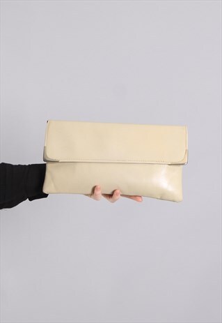VINTAGE 60S CREAM LEATHER SILVER EDGE CLUTCH BAG