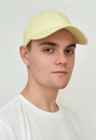 YELLOW ESSENTIAL CAP