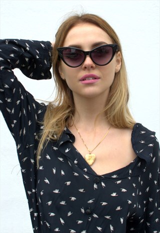 VINTAGE BLACK CAT EYE SUNGLASSES