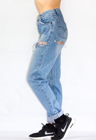 80'S HIGH WAIST ASS RIP MOM LEVI JEANS