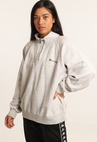 VINTAGE CHAMPION EMBROIDERED SPELLOUT 1/4 ZIP SWEATSHIRT