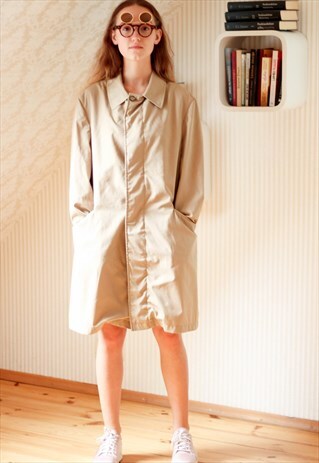 BEIGE LIGHT BROWN SHORT RAINCOAT