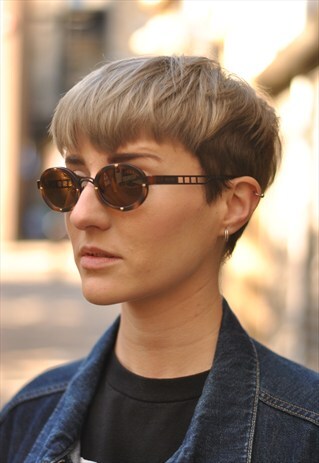 VINTAGE 90S MOSCHINO GOLD HEART TORTOISE SHELL SUNGLASSES