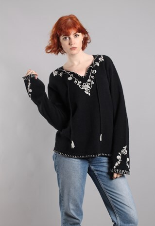 VINTAGE 90S BOHO EMBROIDERED BELL SLEEVE LAMBSWOOL TOP