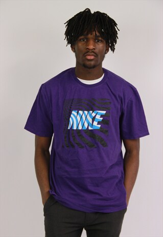 VINTAGE NIKE TSHIRT