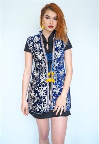 RARE VELVET EMBROIDERY GILLET