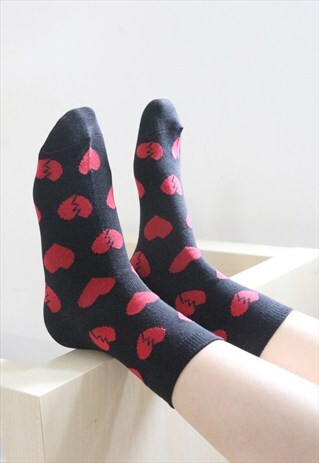 HEARTS SOCKS - BLACK