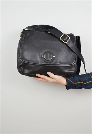 FLIP LID MESSENGER BAG