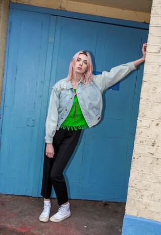 LIGHTWASH DENIM JACKET WITH ZIP-OFF SLEEVES
