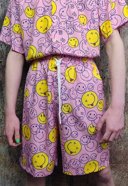 garment image