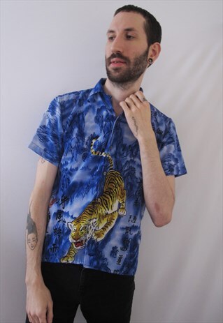 VINTAGE BRIGHT TACKY EARLY 2000 BLUE SHIRT TIGER