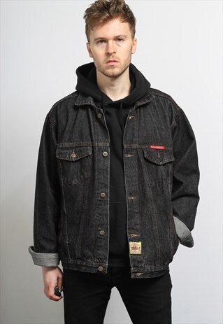 VINTAGE DENIM JACKET