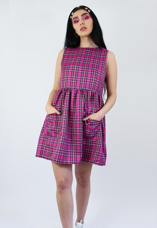 SLEEVELESS DRESS IN PINK TARTAN