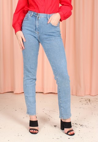VINTAGE 90S MOM JEANS IN MID WASH