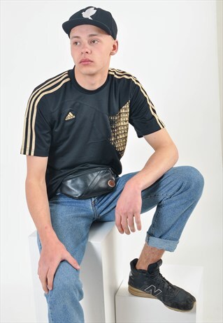 VINTAGE 90S ROUND NECK T-SHIRT