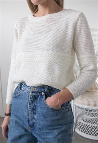 VINTAGE JUMPER WHITE SIZE S