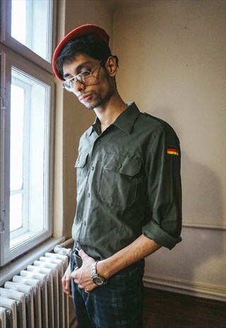 VINTAGE AUTHENTIC GERMAN ARMY SHIRT