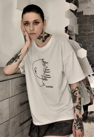 UNISEX REGULAR FIT DISTRESSED FACE PRINT TOP SLOGAN TEESHIRT