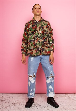 MULTI - POCKET CAMOUFLAGE JACKET