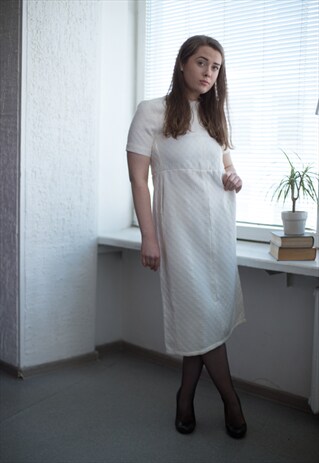 VINTAGE 60'S MIDI CREAM SHORT SLEEVES DRESS