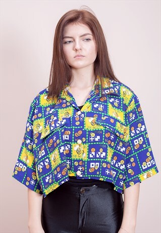 BUTTONED, HAPPY PRINT CROP TOP FROM THE 90S