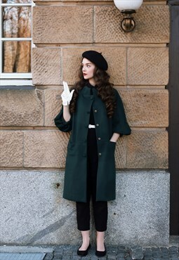 A unique design puff sleeves Spring / Autumn wool coat