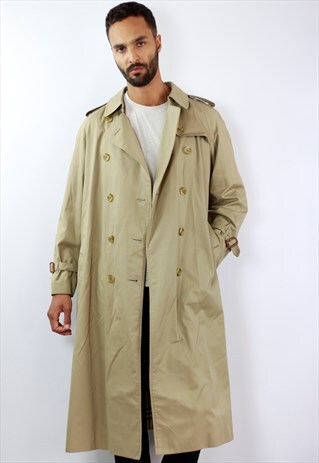 BURBERRY TRENCH COAT