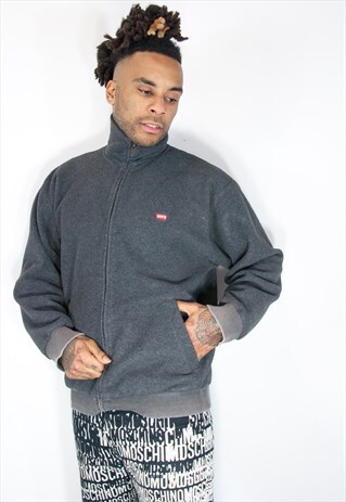 VINTAGE LEVIS FLEECE