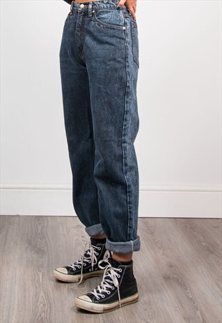 VINTAGE 90'S DARK BLUE DENIM MOM JEANS
