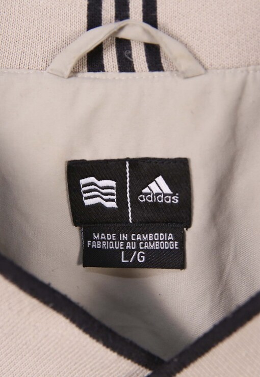 garment image