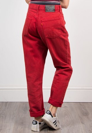 VINTAGE 90'S LEVI'S RED DENIM MOM JEANS