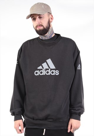 VINTAGE ADIDAS SWEATSHIRT