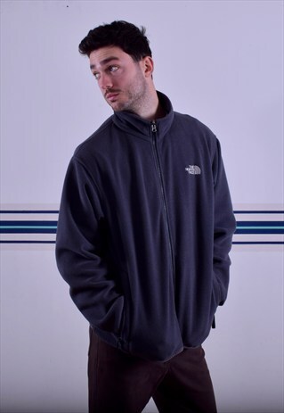 GREY NORTH FACE FLEECE