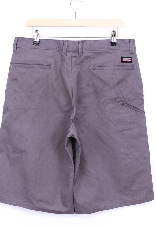 garment image