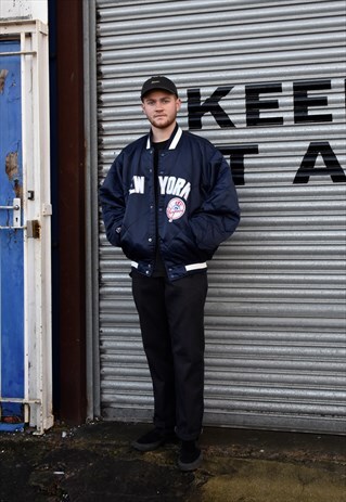 GENUINE VINTAGE NEW YORK YANKEES JACKET