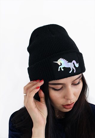 HOLOGRAPHIC UNICORN BEANIE