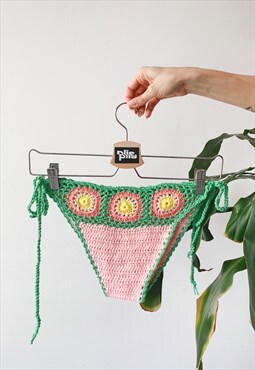 Vintage 70's Summer Beach Crochet Triangle Bikini Bottoms