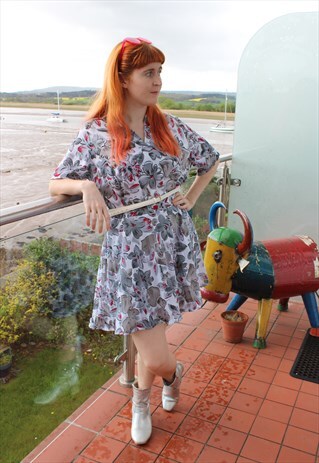VINTAGE DRESS 80S GREY WHITE PINK FLORAL PLEATED SKATER