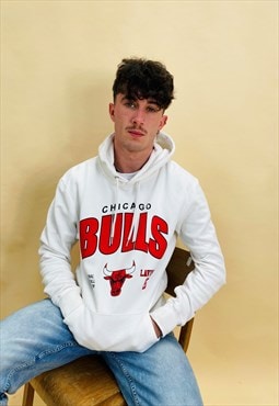 Vintage size S Chicago Bulls Hoodie in White