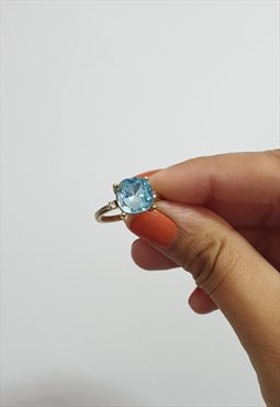 Blue Gem Stone Ring w Diamante Detail & Gold Band 