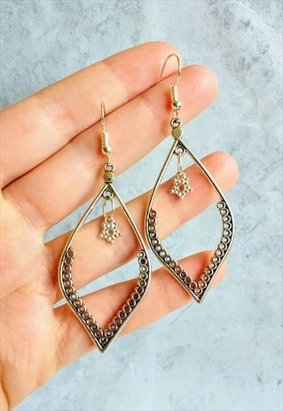 TEARDROP STATEMENT EARRINGS SILVER