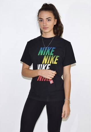 VINTAGE 90S BLACK NIKE ROUND NECK T SHIRT