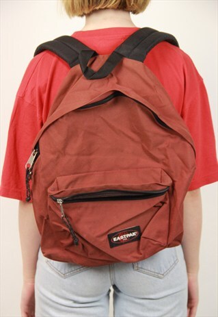 VINTAGE EASTPAK BACKPACK
