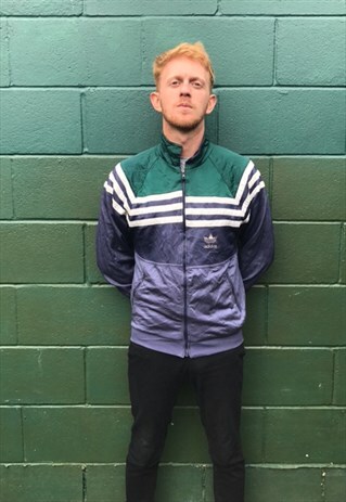 VINTAGE ADIDAS SHELL JACKET