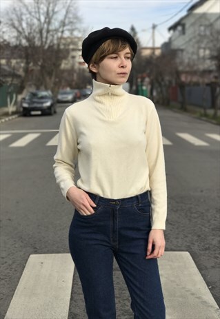 WOOL CASHMERE BLEND IVORY SWEATER
